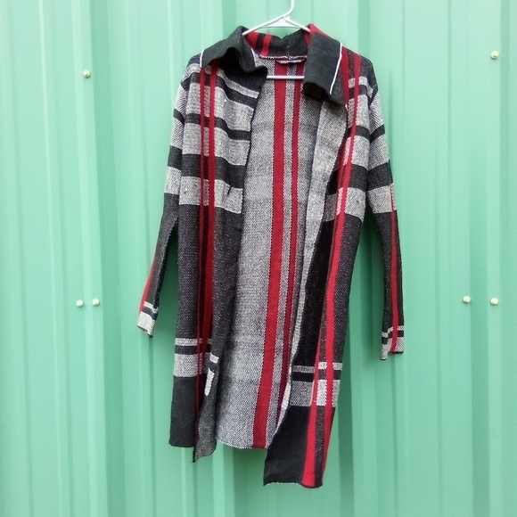 Women's Black Gray Red & White Cardigan Sweater Size Medium - Picture 1 of 5